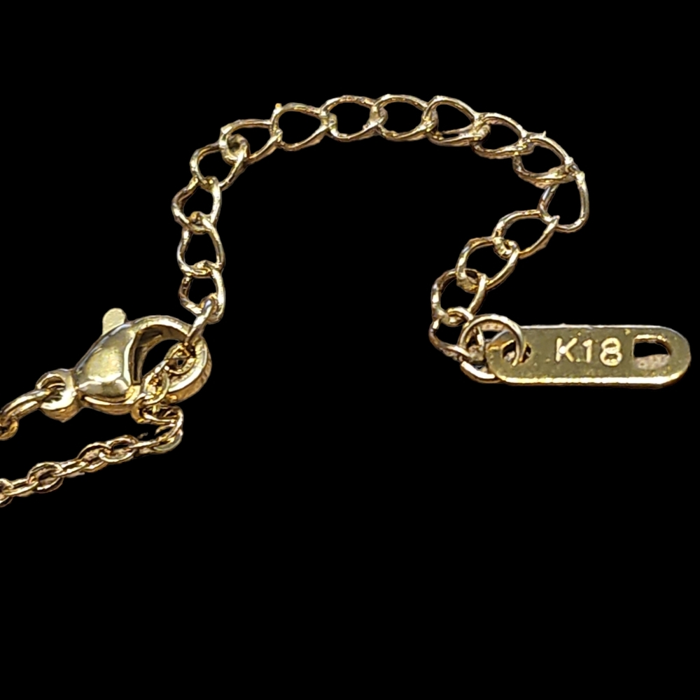 18K Gold Plated, Black / White,Four-leaf Clover Bracelet. - Picture 5 of 5